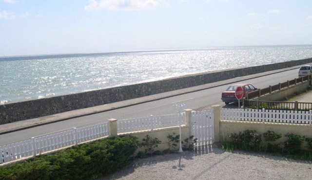 🌊 Appt bord de mer 6 pers À 20 m plage 🛏️ 3 CH - 🛁 2 SDB terrasse au RDC