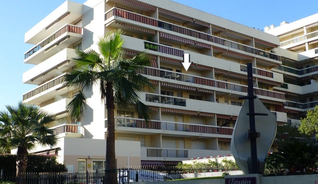 APPT T2 GOLFE JUAN THE ESTIVALIERE 3 * of TOURISM terra 15 m2 privatory parking