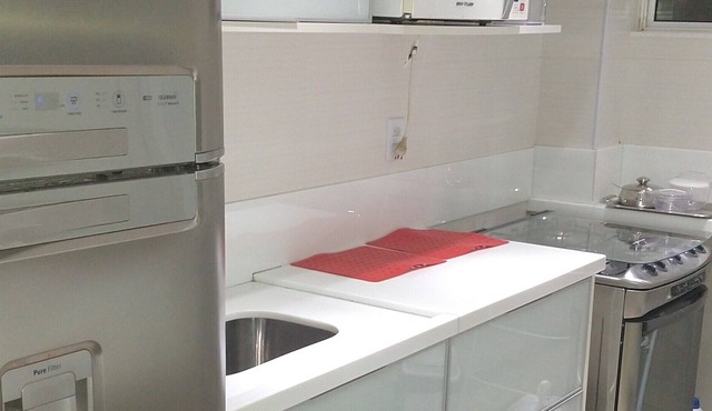 Apt 2/4, Gym Pool 5 min AIRPORT & BEACHES