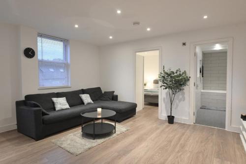 Apt Croydon, 1 Min walk to Train
