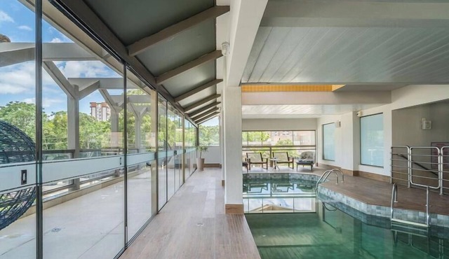Apt em Cond c/piscina aquecida em Floripa CUR0716