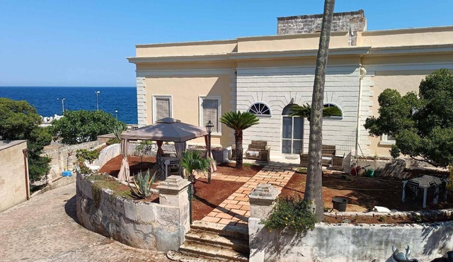 Apt Francesca - Villa Risolo by Love Sud
