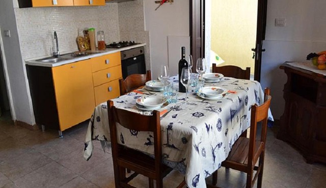 Apt in centro a 50mt dal mare