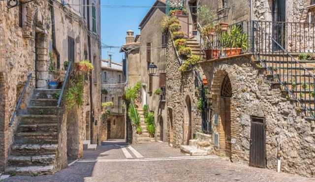 Apt In Medieval Village Silence Path, Montecchio, Italy