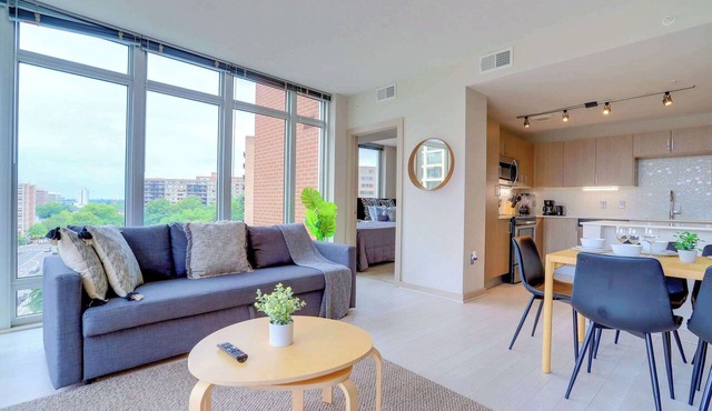 Apt Steps from Crystal City Metro W Gym