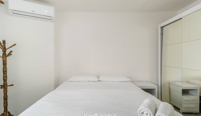 Apt W/balcony 100m From Beach - Ingleses Eab203