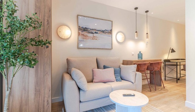 Apto Alcazaba. Modern, bright and ideally located