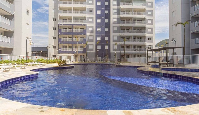 Apto Beira-Mar com Piscina e Garagem em Umuarama
