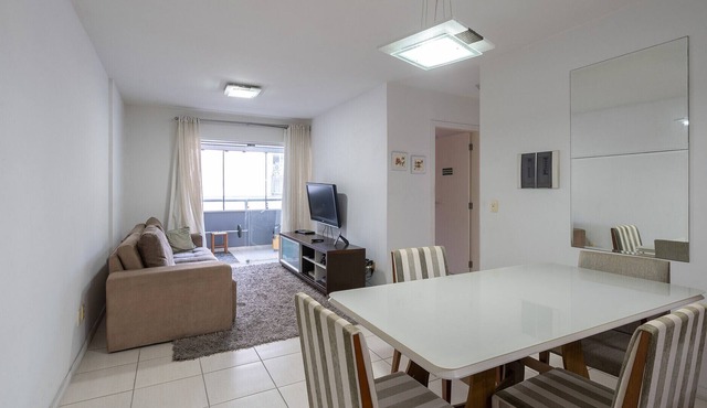 Apto c Churrasq e ótima localização em Blumenau/SC
