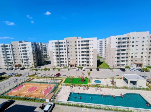 Apto com ar e piscina próximo a Cabo Frio e Arraial do Cabo