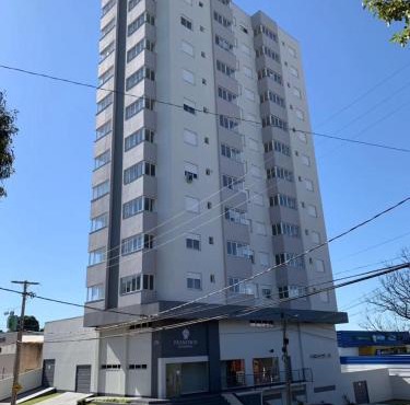 Apto12 com WIFI garagem e 100 metros da Av Brasil