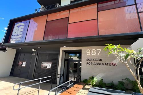 Aptos 1 ou 2 quartos no Centro com Piscina e Academia