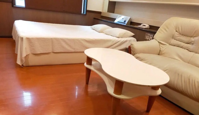 AQA HOTEL / Honjo Saitama