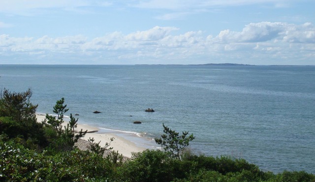 Aquinnah Beachfront, Perfect Sunsets, Private Beach