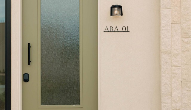 Ara 04: A one bedroom suite and rooftop viewing deck, Ara #4