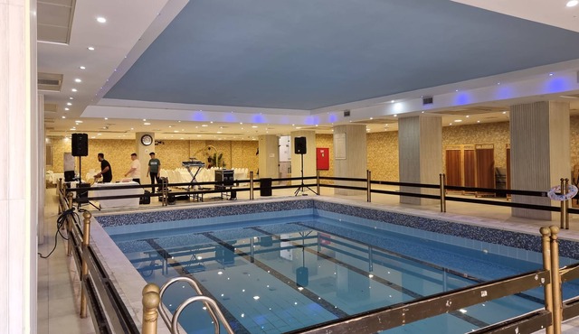 Ararat Hotel