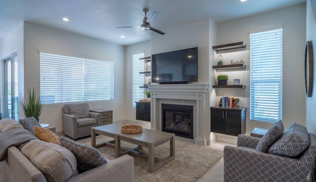 Arcadia 2 | Private Hot Tub * Poolside Location * Sleeps 20