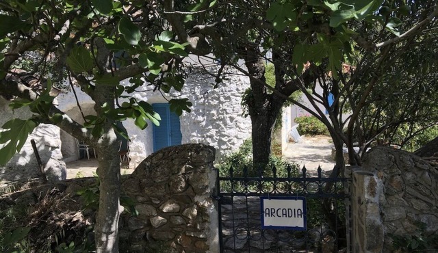 Arcadia, an idyllic, original, traditional farmhouse