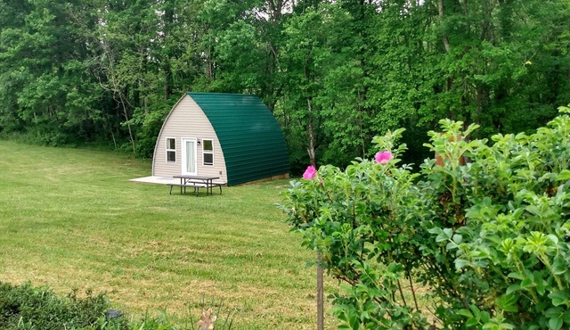 Arched Cabin near Damascus, VA