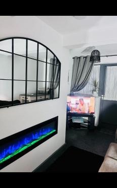 Archie's den