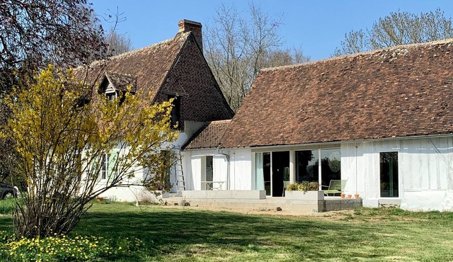 Architect-designed country house in the heart of the Perche countryside - 8 pers.