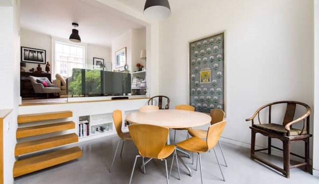 Architect designed Georgian modern townhouse