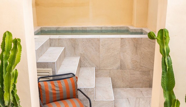 Architect-designed house with rooftop & private pool - Historic center