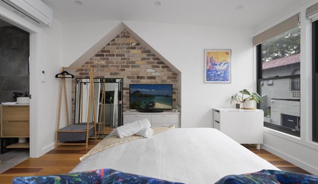 Architect-Designed Studio Retreat in Surry Hills