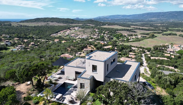Architect-designed villa with sea and scrubland views
