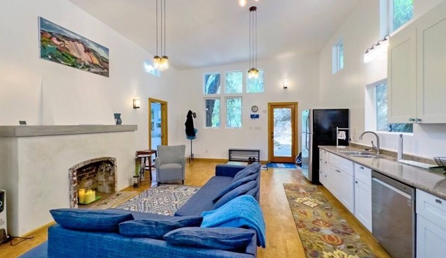 Architect-Rebuilt Topanga Home 9,858 Monthly Artistic & Private