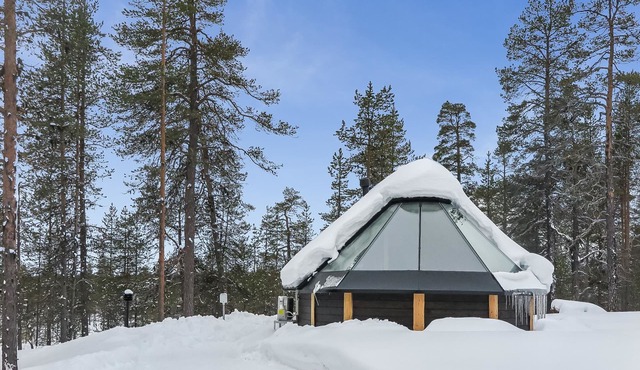 Arctic light hut by Interhome