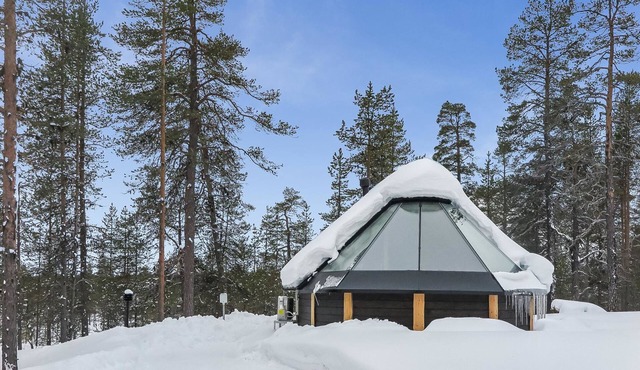 Arctic light hut by Interhome