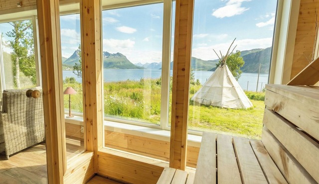 Arctic Panorama Lodge