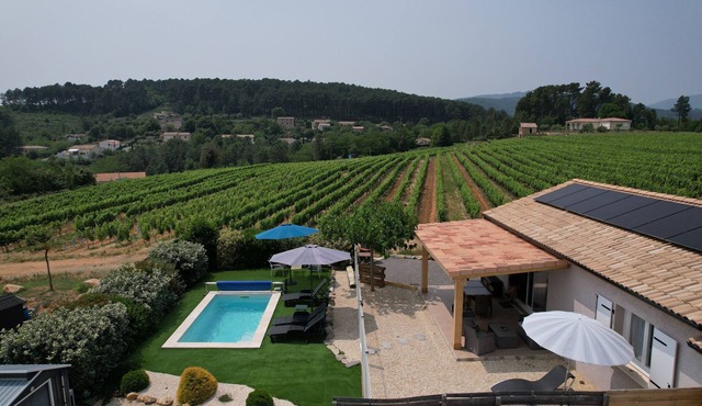 Ardèche, Air-conditioned Odalys gite, Heated swimming pool