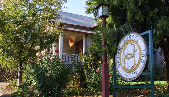 Arden Forest Inn