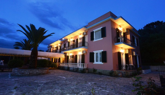 Argo Hotel