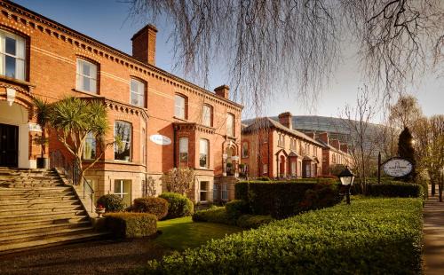 Ariel House