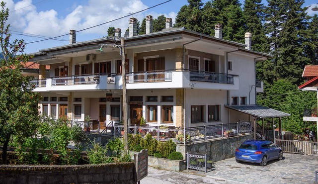 Arktos Suites