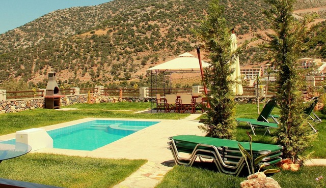 Armonia Uphoria villa