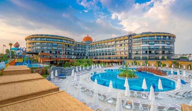 Arnor De Luxe Hotel & Spa
