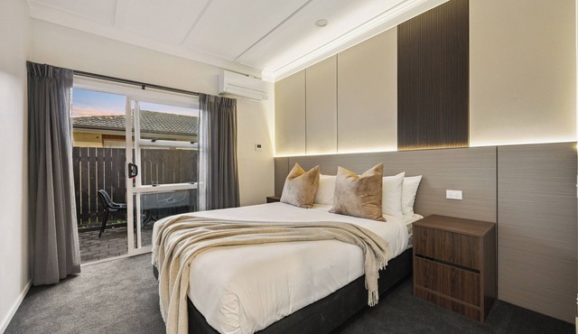 Aroha Motel
