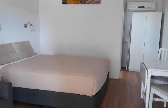 Aromet Motor Inn