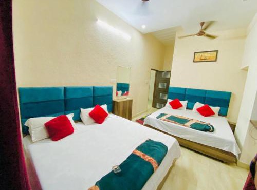 Arora classic guest house