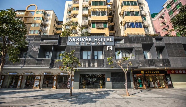 Arrivee Hotel