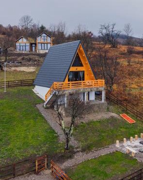 Art A Cabin