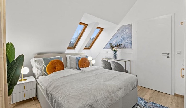 Art Apartment EJ
