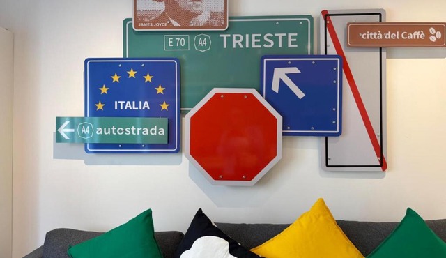 Art Apartment - Trieste Reception