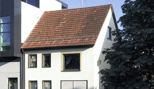 Art hotel with river, city and garden view