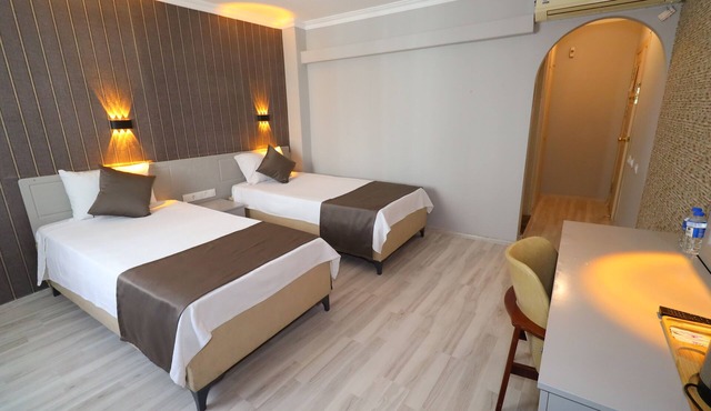 Artan Hotel