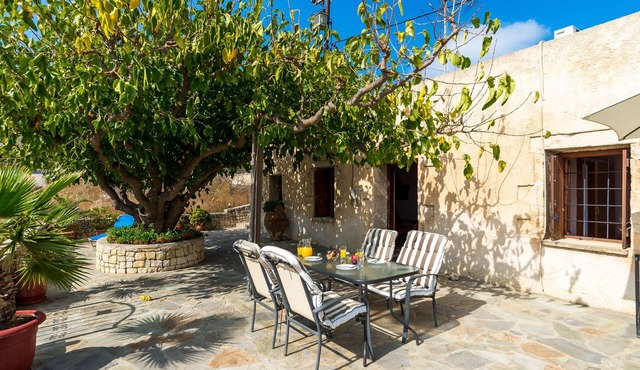 Artemis House stone cottage in historic Aptera village, Chania